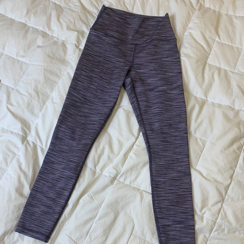Athleta TRANSCEND 7/8 tights, Heathered Purple Leggings, XS, like new condition